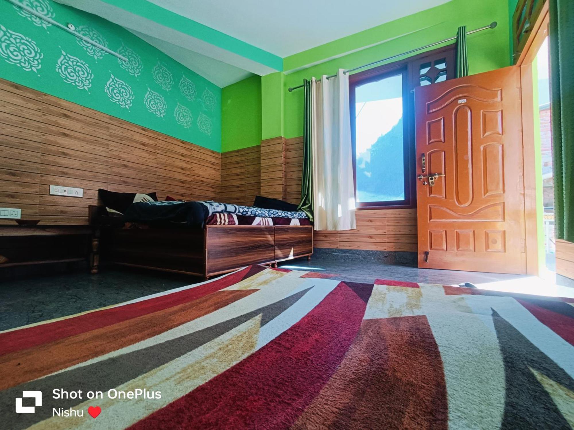 Chojh Inn Guest House Kasol Exterior photo