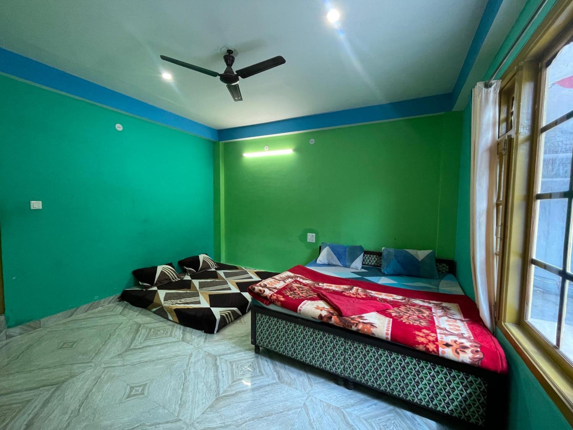 Chojh Inn Guest House Kasol Exterior photo