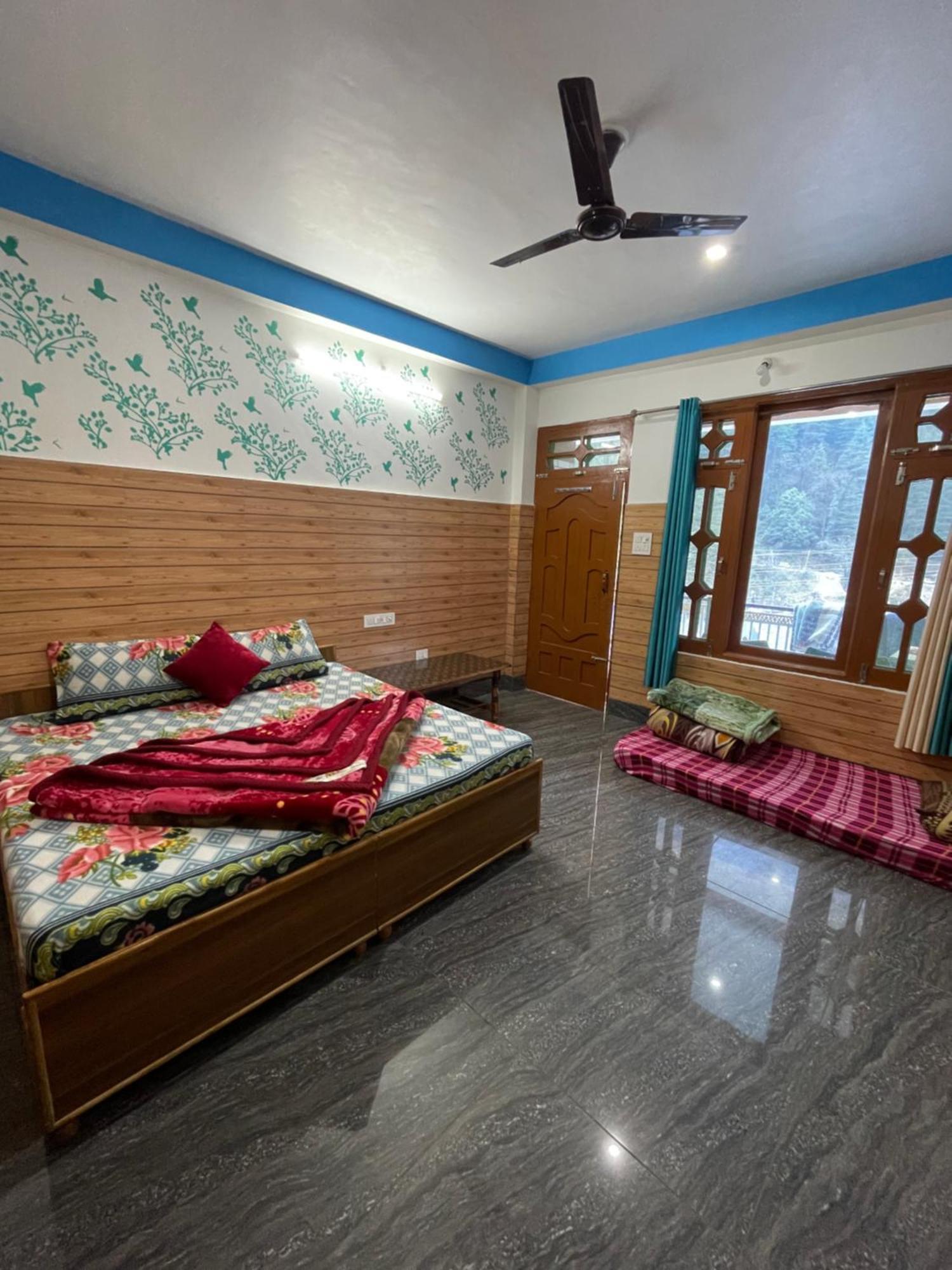 Chojh Inn Guest House Kasol Exterior photo