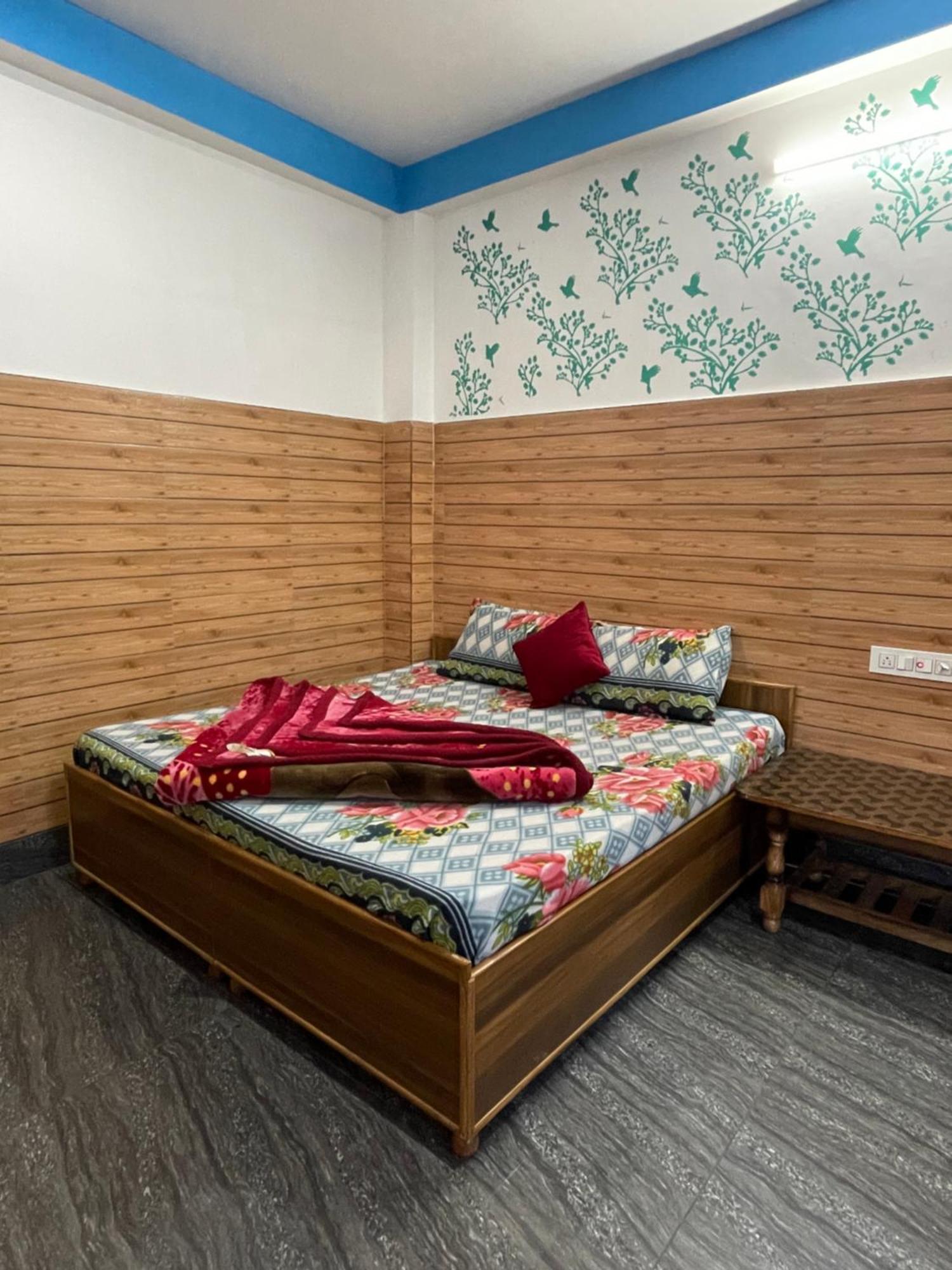 Chojh Inn Guest House Kasol Exterior photo