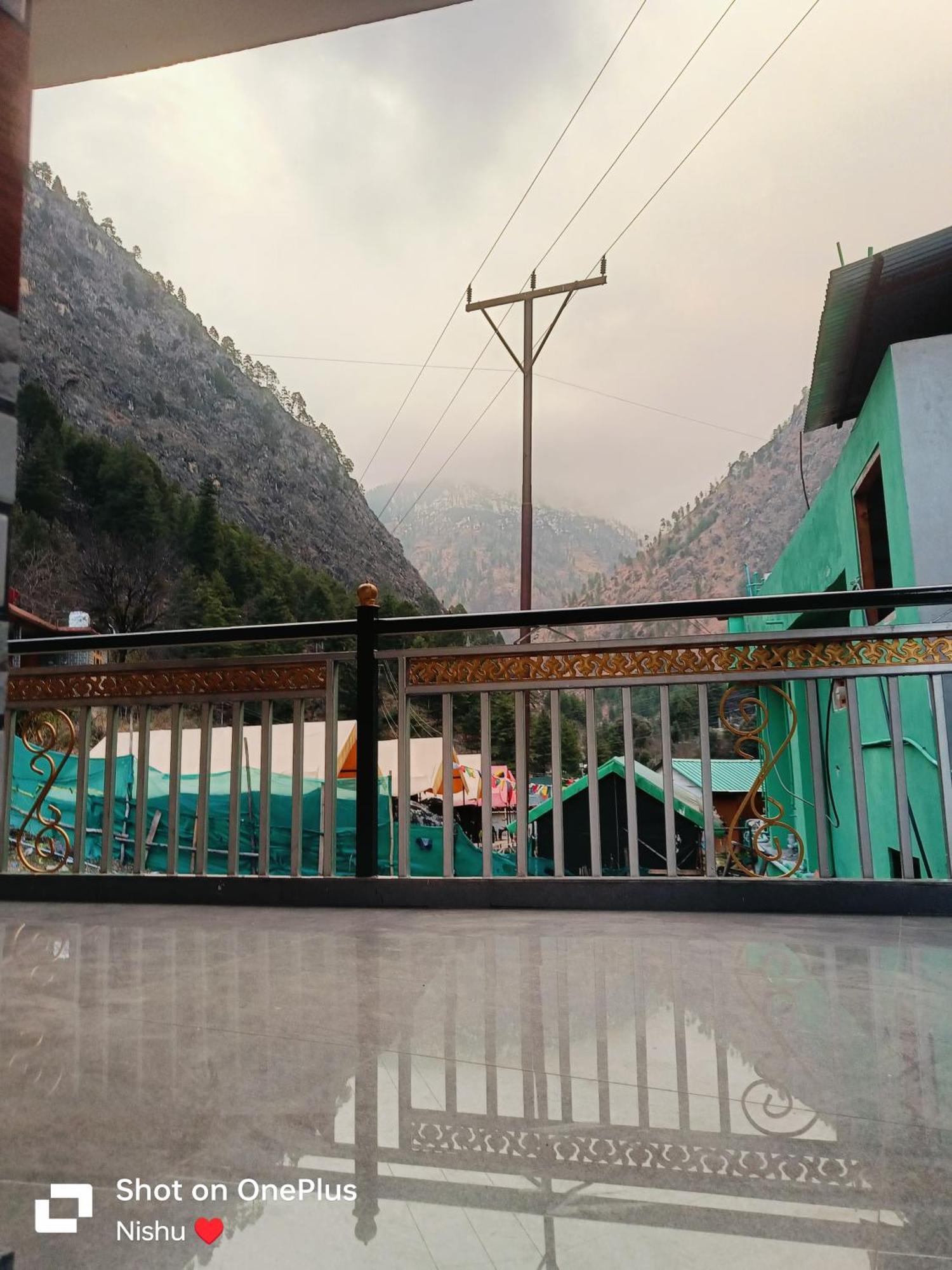 Chojh Inn Guest House Kasol Exterior photo